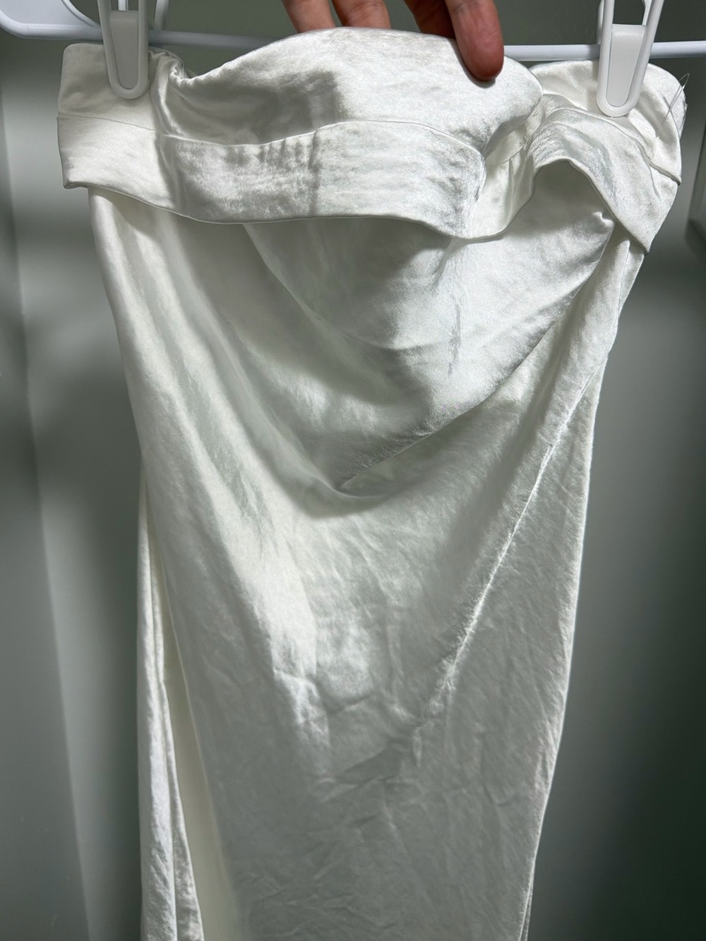 Realtix White Cowl Neck Open Back Maxi Dress Size S NWOT